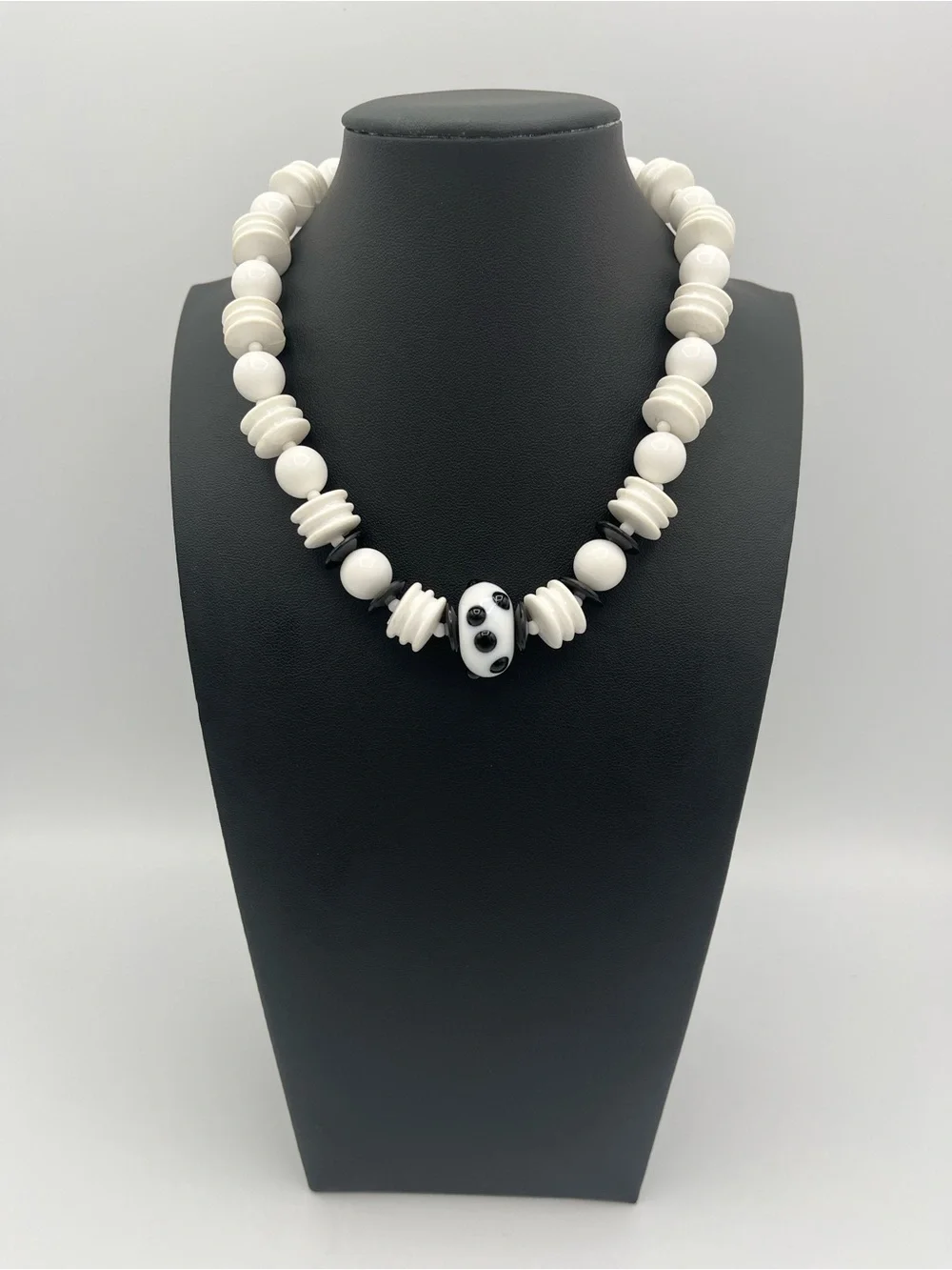 Vintage Miriam Haskell Chunky Hubnail Statement Necklace – Signed White & Black